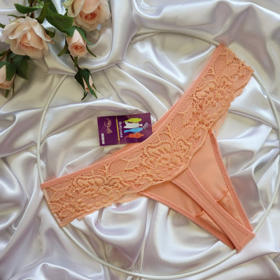 Трусики стрінги жіночі Bettycana персикові - ніжне мереживо (306П)