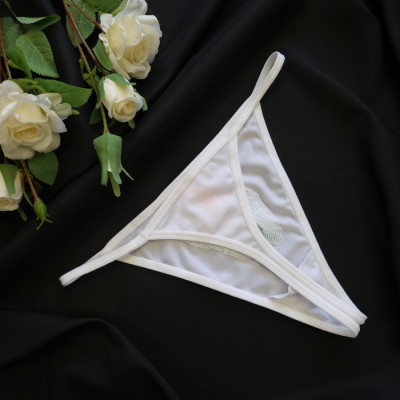 Жіночі стринги Bettycana білі з мікро-сіточкою спереду (B_555)